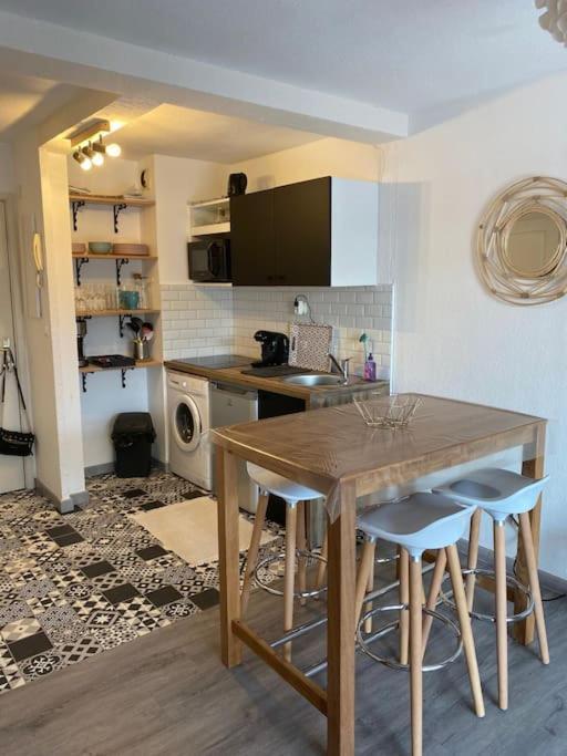 Апартаменты Appt 2 Pieces Port Frejus - Mega Terrasse + Garage Экстерьер фото